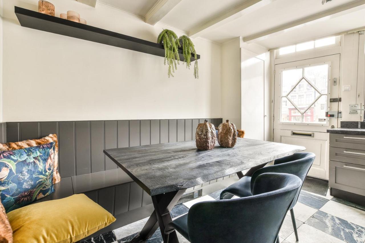 Spiegelgracht Apartments With Canal View 암스테르담 외부 사진